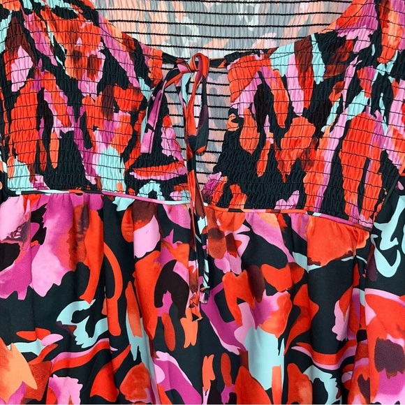 Entro Red Dalia Abstract Floral Shirred Detail Puff Sleeve Blouse Women’s Large - Picture 4 of 6